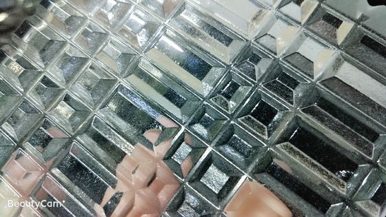 表面の功妙なSGCC 300x300mmの砂はガラスを切り分けた