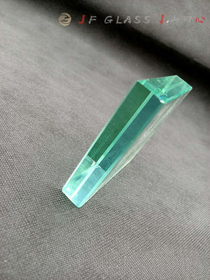 150x300mmはガラス パネルを和らげた