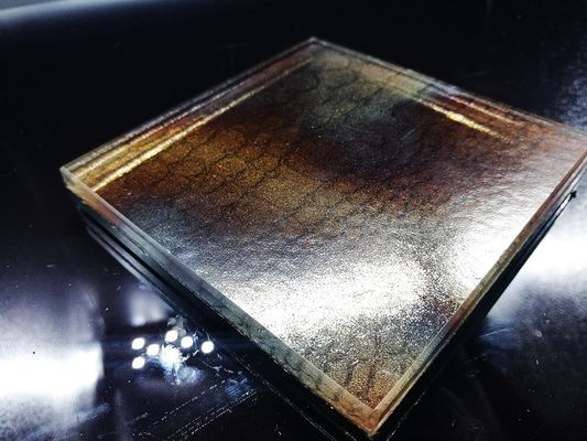 摩耗の抵抗力があるクラッディングのこはく色6.5mmはガラス金網を薄板にした