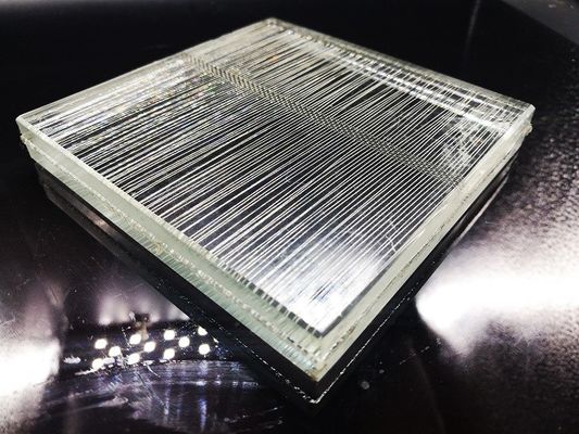 摩耗の抵抗力があるクラッディングのこはく色6.5mmはガラス金網を薄板にした