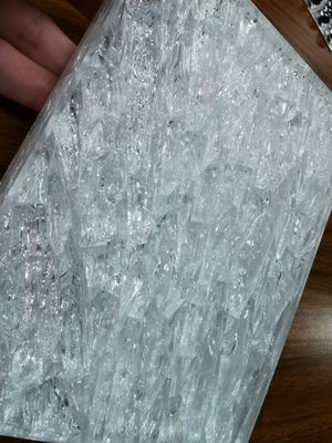 正面の堅いパチパチ鳴る音4x8 20mmの氷のガラス・ブロックの煉瓦