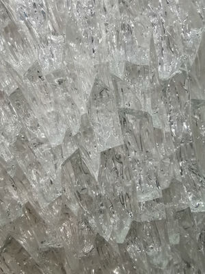正面の堅いパチパチ鳴る音4x8 20mmの氷のガラス・ブロックの煉瓦