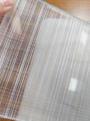ワードローブ6mmの薄板にされたガラス