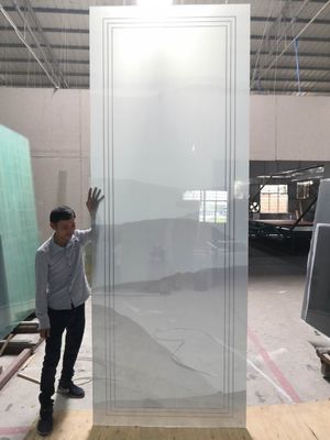 屋外スクリーンは3mmの装飾的な薄板にされたガラスを強くした