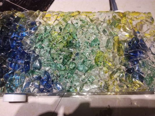 家のホテル2mm 6x8はガラス窓のパネルを溶かした
