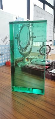 オフィス ビルSGCC 19mmはガラス・ブロックを通って見る
